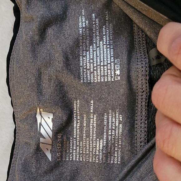 Avia Athletic Ladies Capris Black & Grey Size Large - Picture 4 of 4